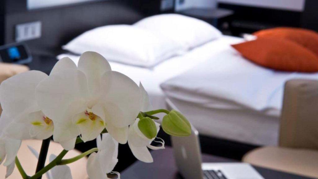 Cocoon Hotel La Rive Bourscheid Oda fotoğraf